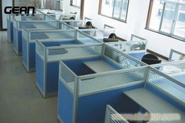 厦门办公家具与商贸发展 专业屏风定制助力现代化办公环境